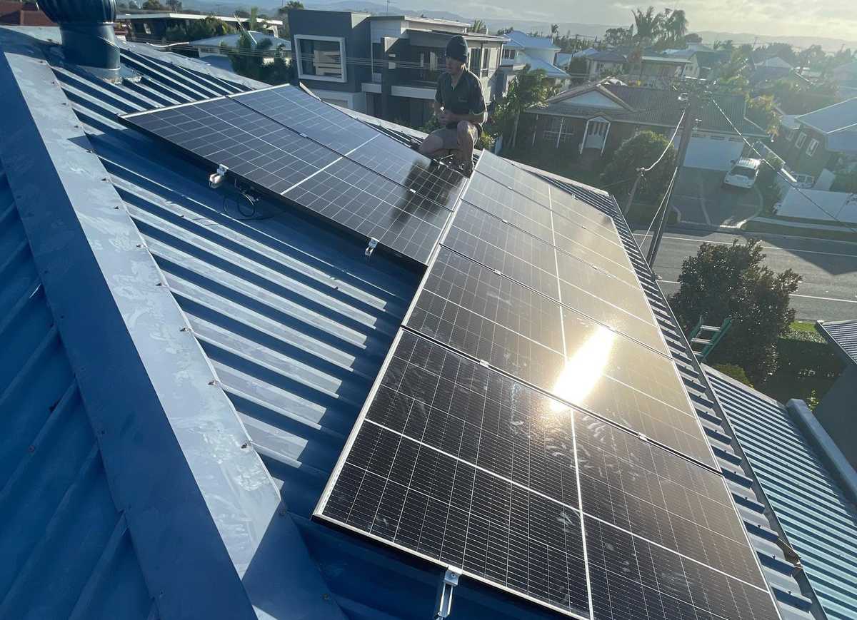 Solar Power Panels Queensland 6.6kW panel installation