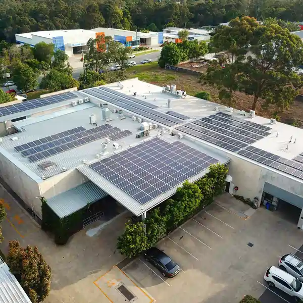 A 100kW commercial solar panel installation at Belmondos Organic Market in Noosa, QLD by 247 Energy.