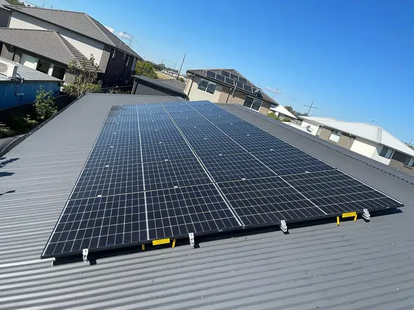6.6kW solar power system installed in Oran Park NSW by 7Star Solar.