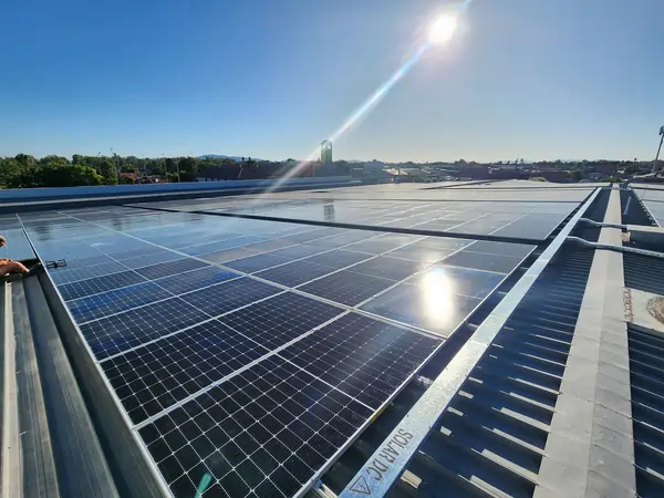 374.4kW commercial solar power system by Clear Cut Solar.