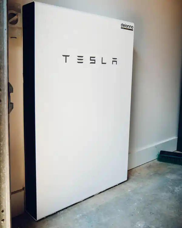 Tesla Powerwall installation in Adelaide by Deionno Electrical.