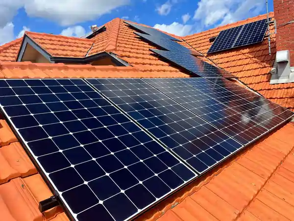 Solar panel installation in Kew Victoria by Gedlec Energy