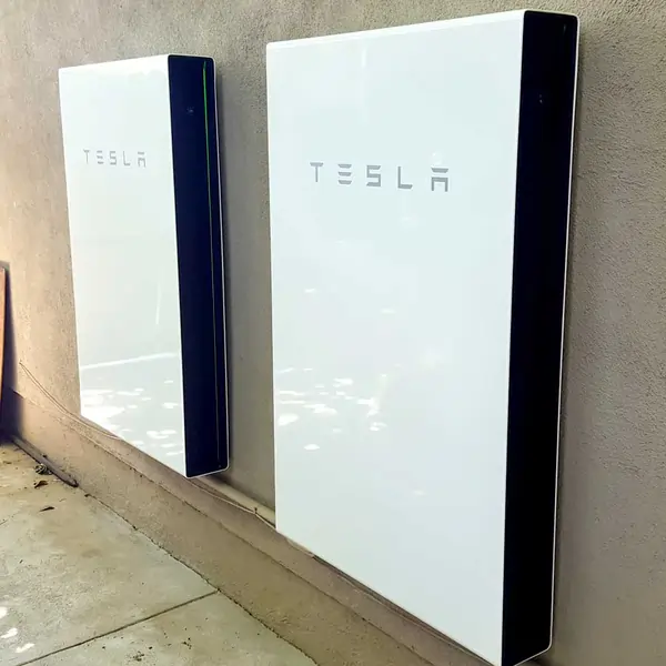 Tesla Powerwall installation by Green Edge Technologies of Thomastown.