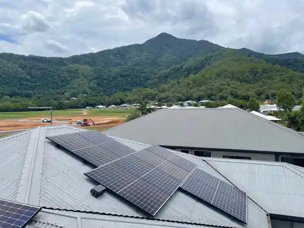 6.66kW grid connect solar system installation at Edmonton Queensland by Intrust Group of Cairns.