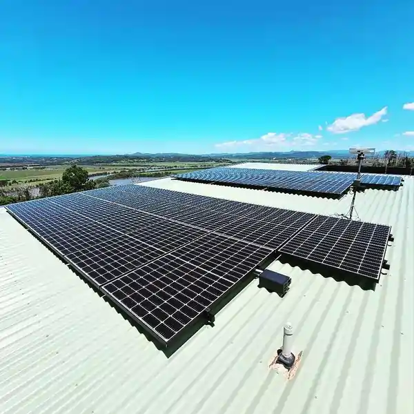 Solar panel installation by Keen 2B Green