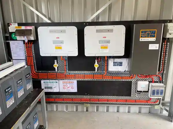 Nice neat ABB and Selectronic install by LJW Solar in Gunning NSW.