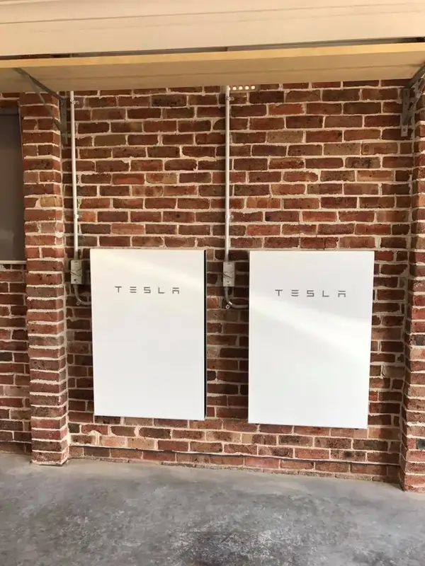 2 Tesla Powerwalls installed by Solarbank Australia.