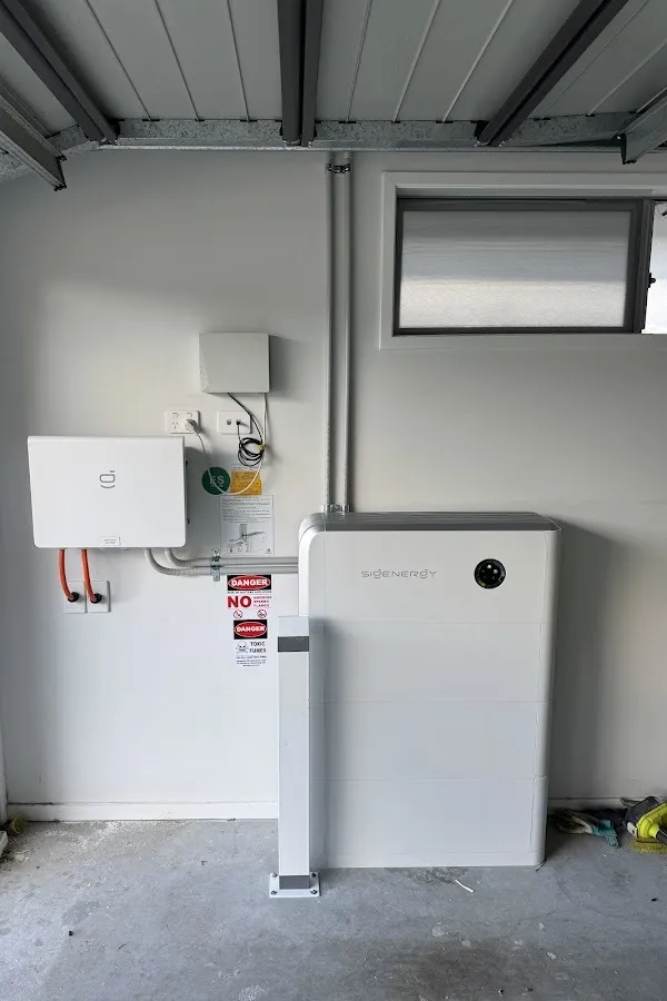 Sigenergy battery system installed. Image from Energy Trade Solutions Google Maps review.