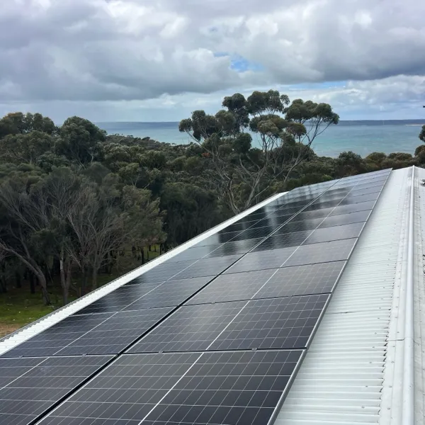 Kangaroo Island solar panel installation image from EnergySA's Facebook page.