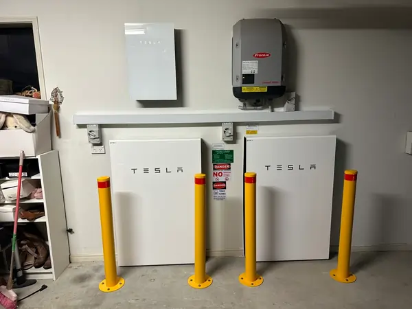 Tesla Powerwalls with Fronius inverter installed by Globe Electrical Solutions of Brisbane.