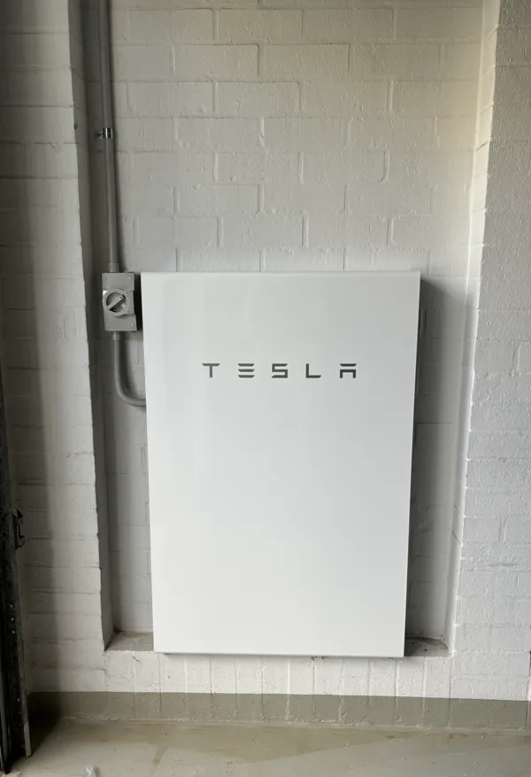 Tesla Powerwall installation by Green.