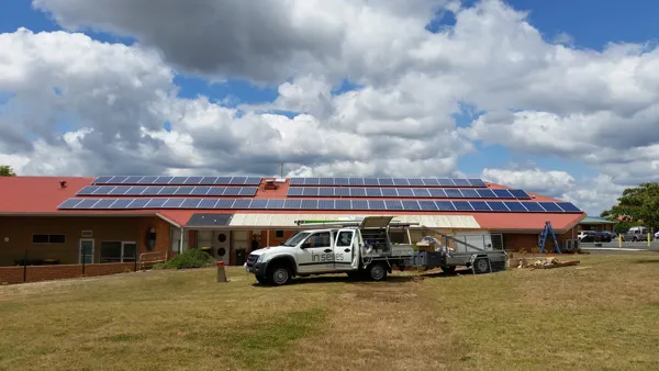 20kW solar power system in Sheffield, Tasmania.