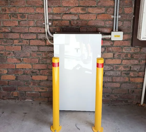 Tesla Powerwall installation.