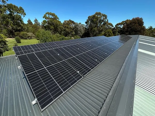 13.28kW home solar power system with 2 x Fronius Australia inverters and Clenergy AUS and NZ racking by Murcott Electrical.