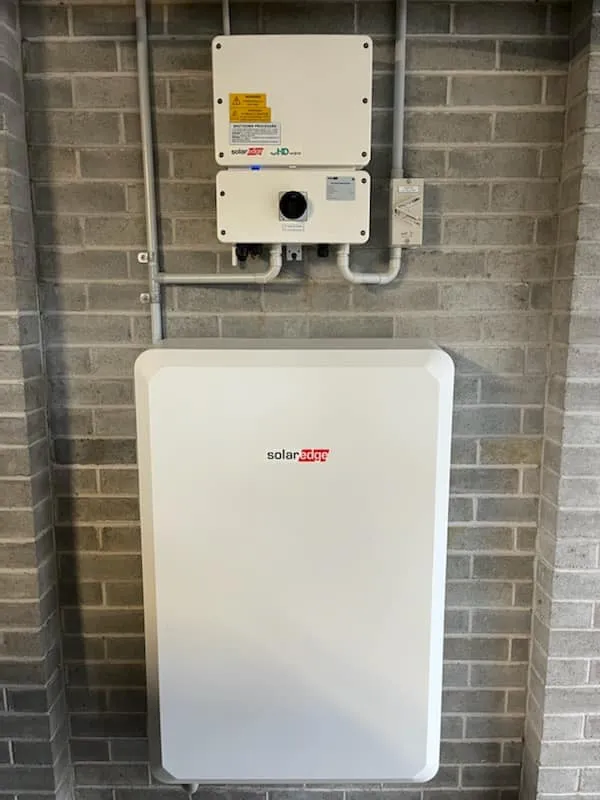 SolarEdge 10kW home battery system installed.