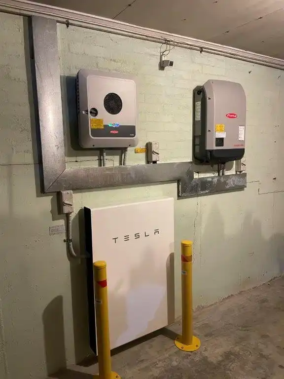 Tesla Powerwall and Fronius installation by RLE Group.