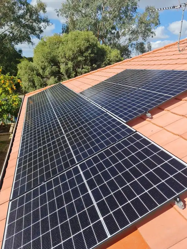 Home solar power system by SL Green Energy.