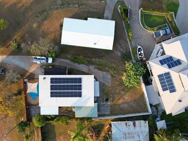 Home solar power system image from Smart House Solar's Google Maps listing.