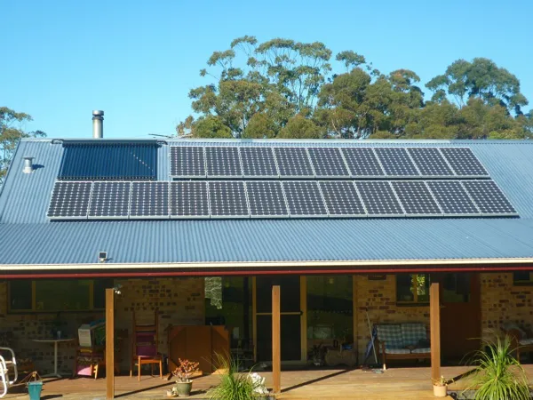 Home solar power system in Emerald Beach NSW by Solar Powered Homes.