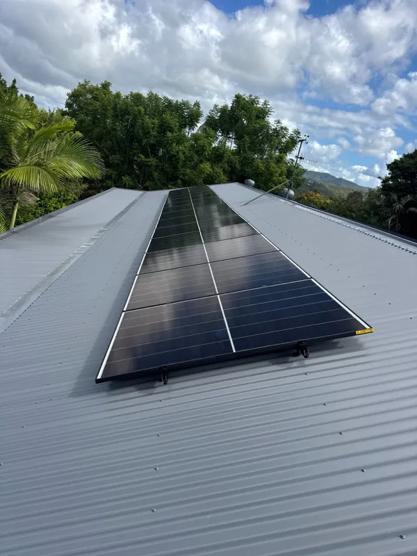 13.2kW home solar power system.
