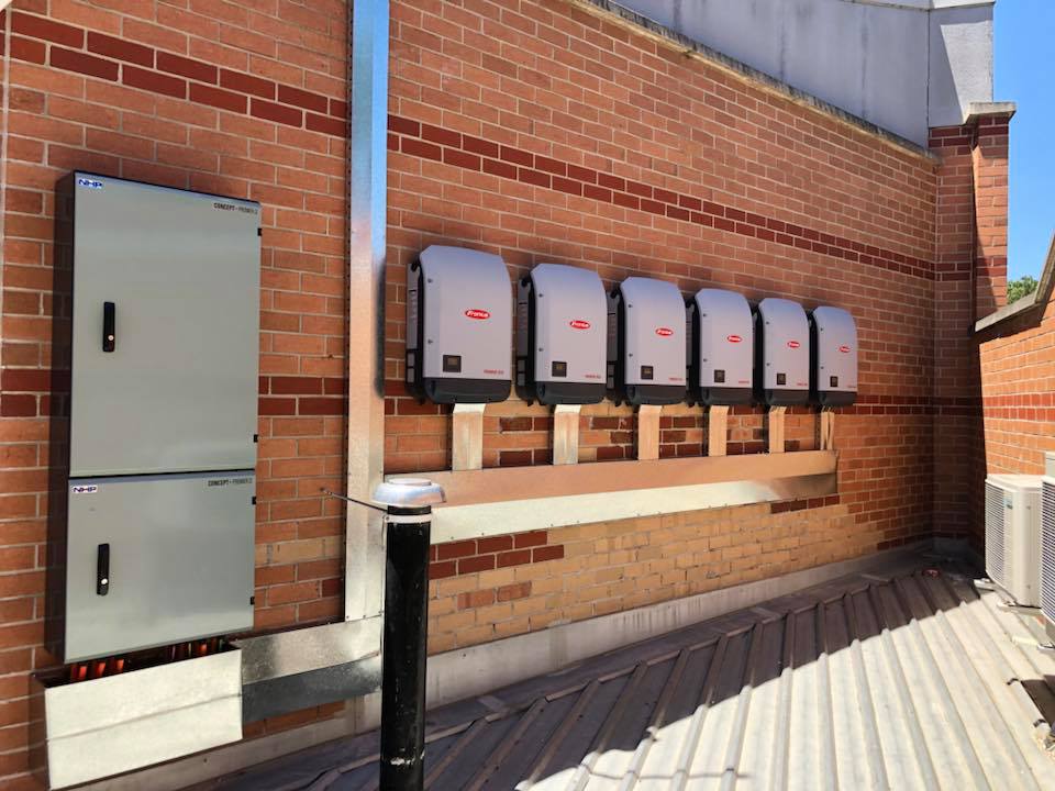 Grammar-School-Solar-Power-System-02