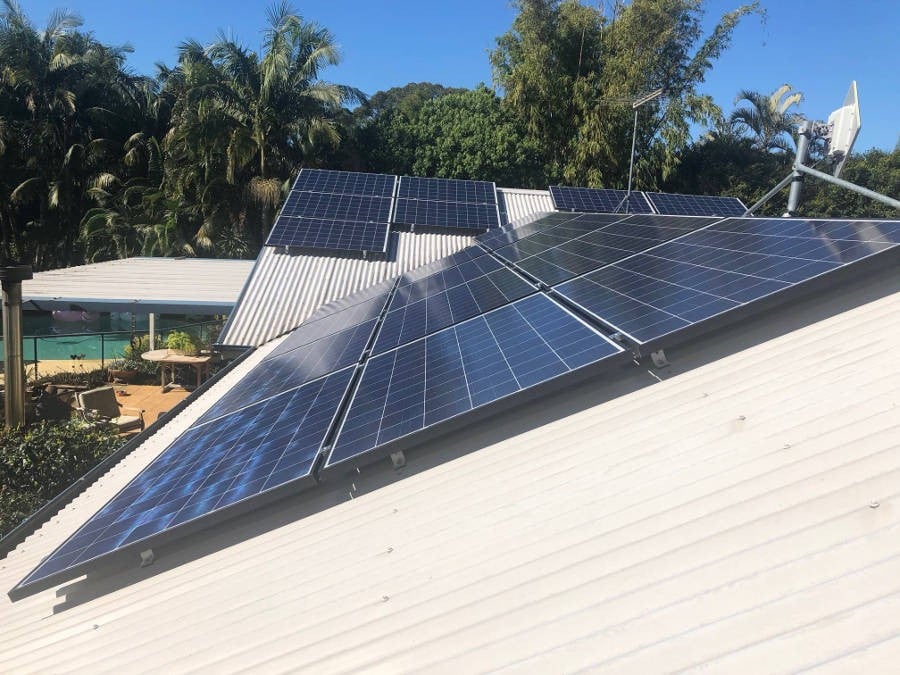 solar-power-with-battery-storage-Ewingsdale-NSW-1